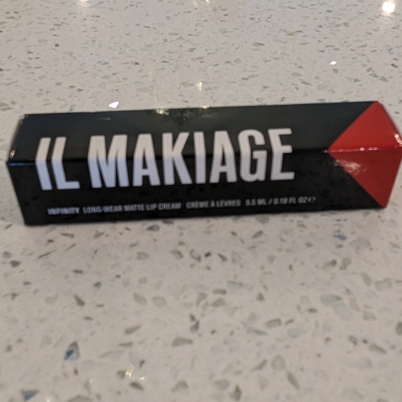 INFINITY LIP CREAMLONG-WEAR MATTE LIP COLOR - Picture 8 of 9